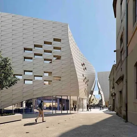 Le Petit Musée à 2 Pas Des Arènes Appartamento *