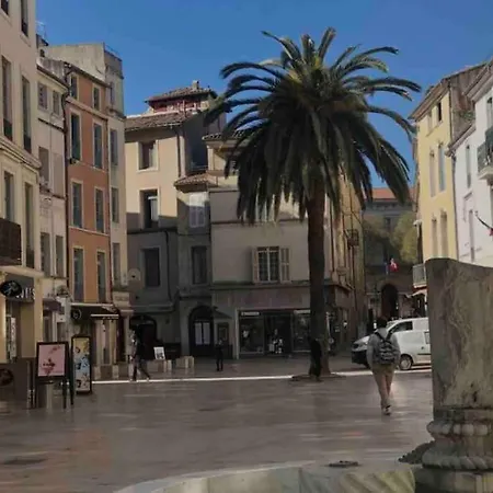 Le Petit Musée à 2 Pas Des Arènes Appartamento *